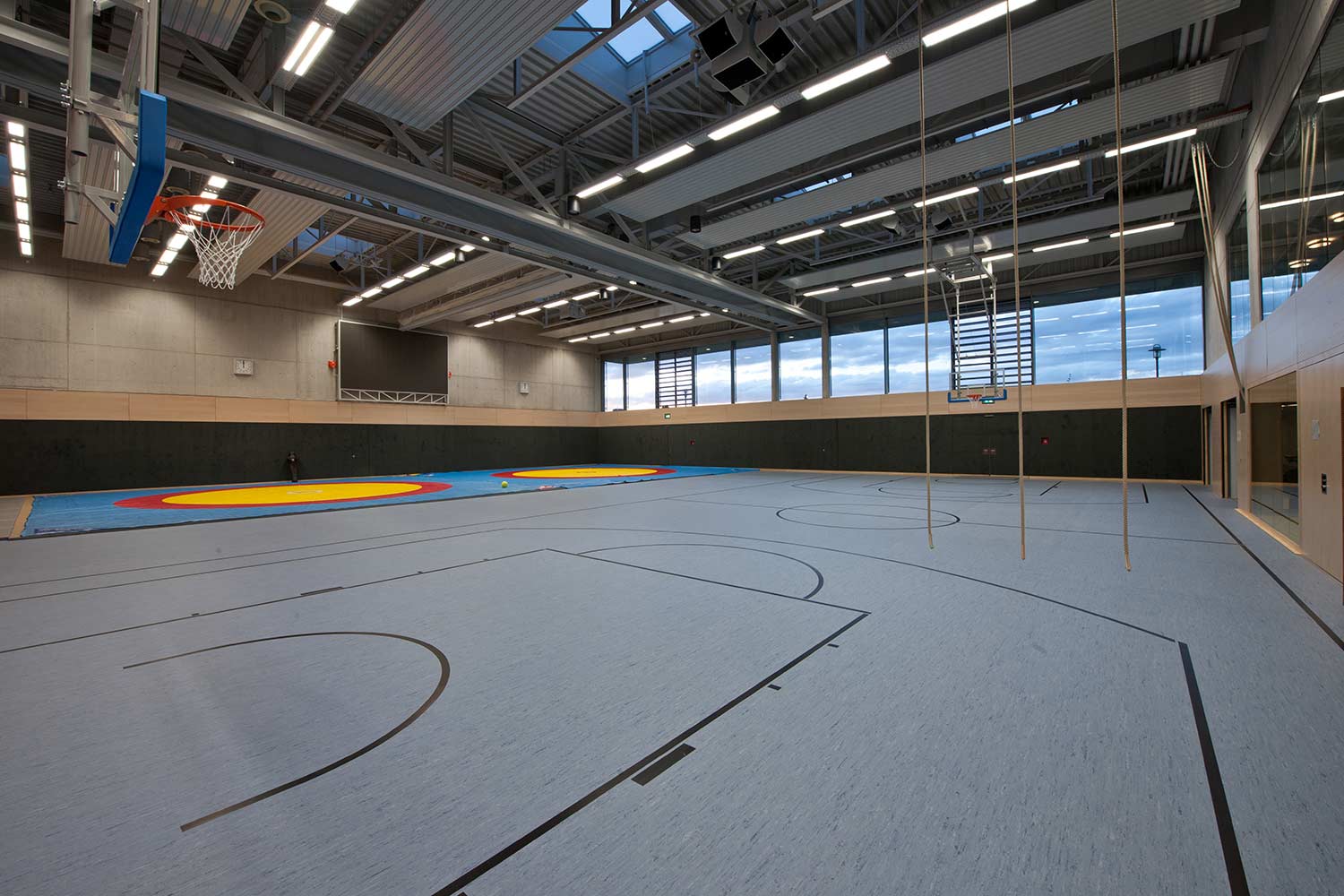 ssp Planung - Sportzentrum Unterföhring neubau einer kunstturner- und ringerhalle an eine bestehende sporthalle